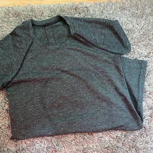 Lululemon Green Tshirt